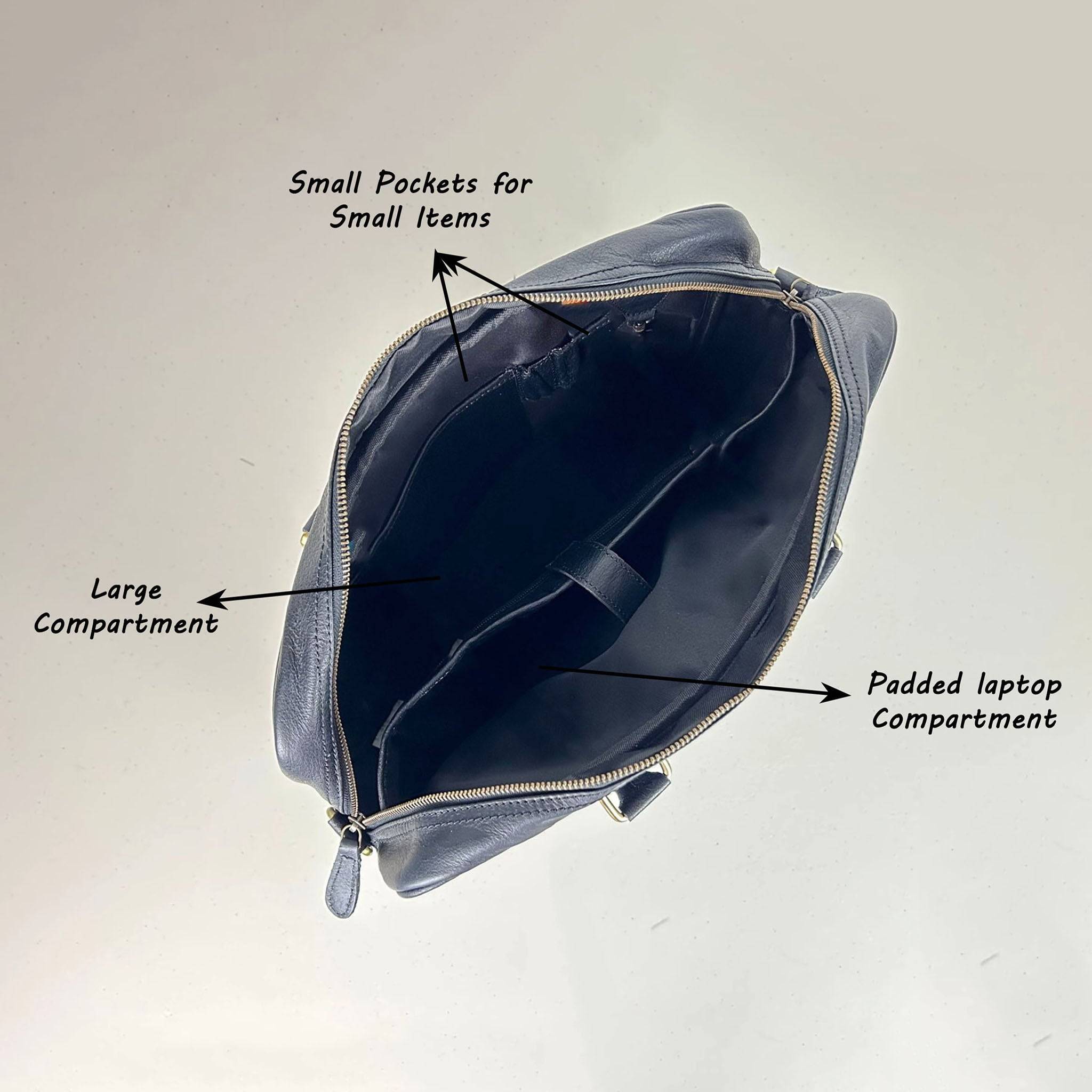 The Signature Messenger Bag Men Black