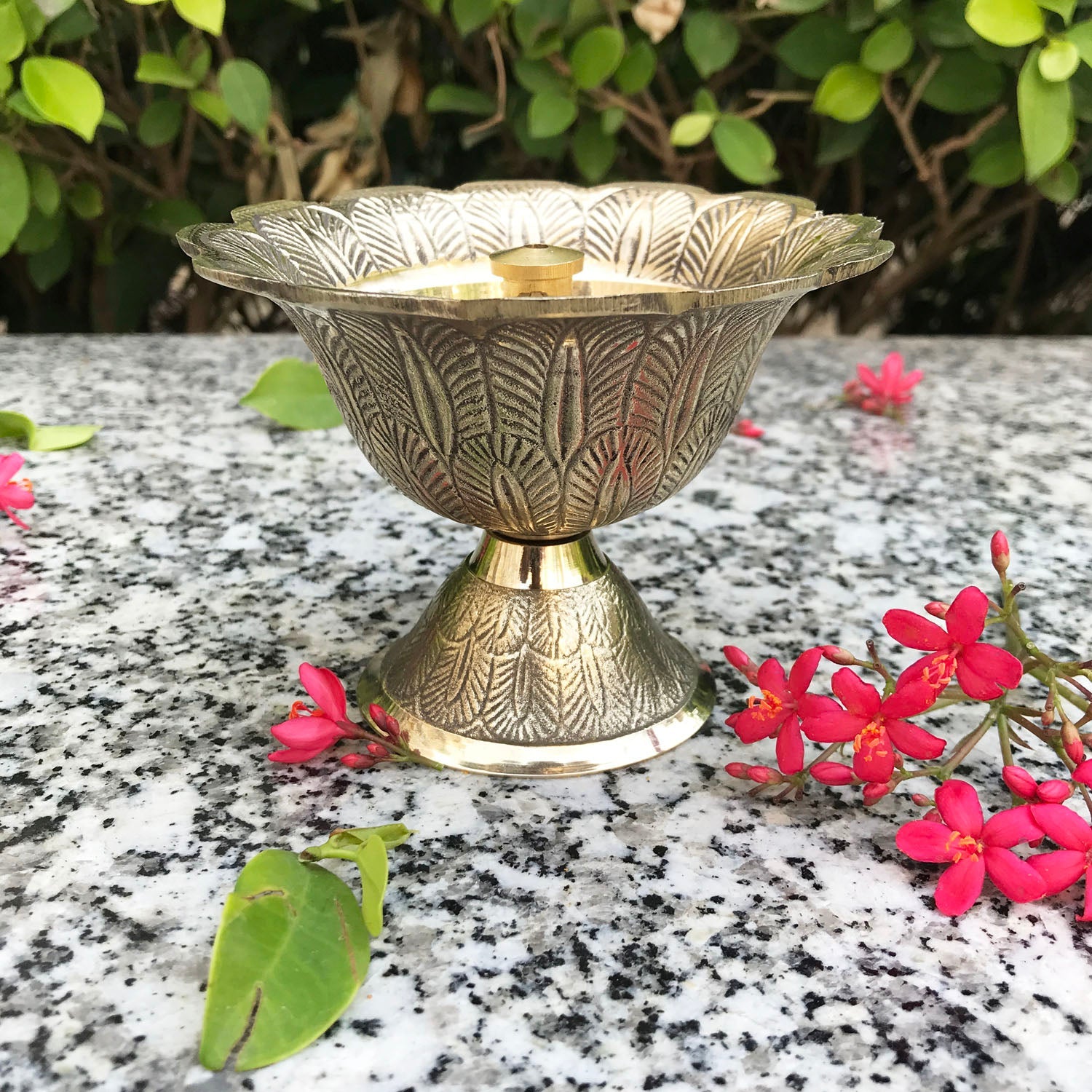 Traditional Brass Akhand Diya | Brass Akhand Diya for Pooja & Diwali | Brass Diya For Continuous Flame